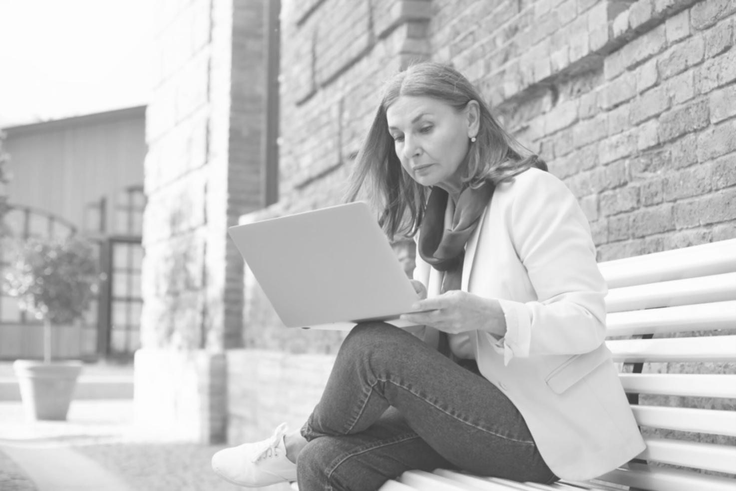 terquixalor financial education workspace with learning materials and planning tools